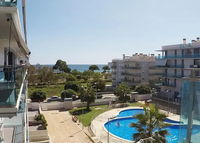 Golive Esquirol Beach