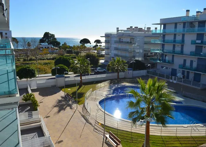 Golive Esquirol Beach
